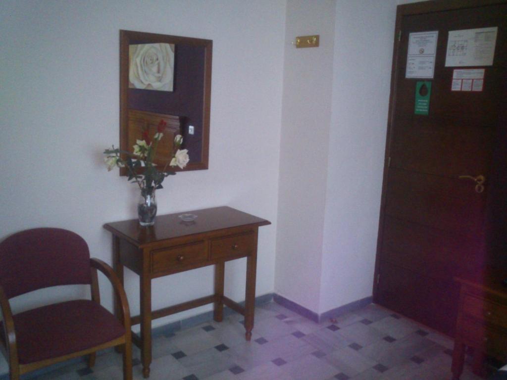Hostal Cabrera โมตริล ภายนอก รูปภาพ